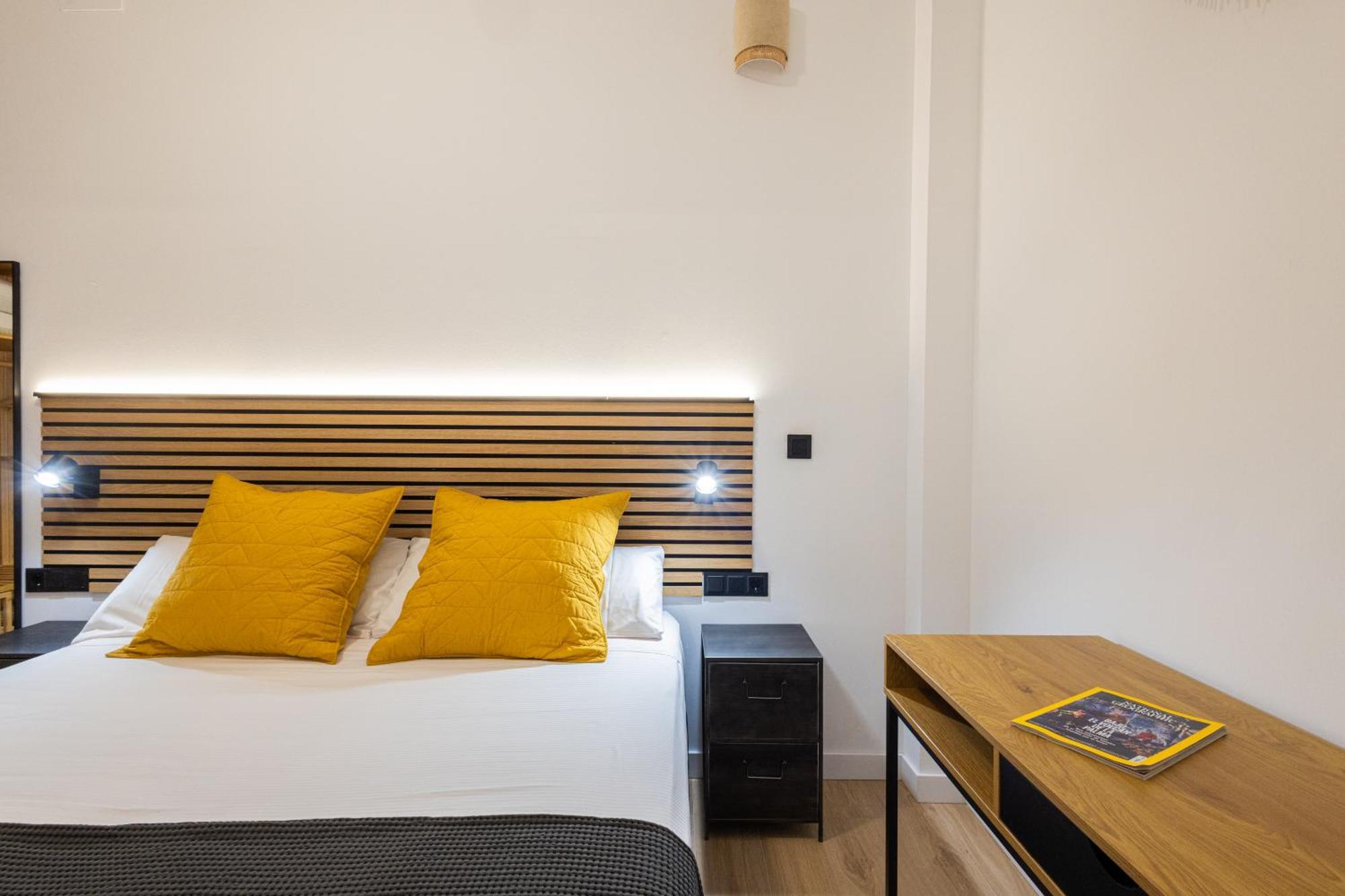 Florit Flats - The Blasco Ibanez Apartments บาเลนเซีย ภายนอก รูปภาพ