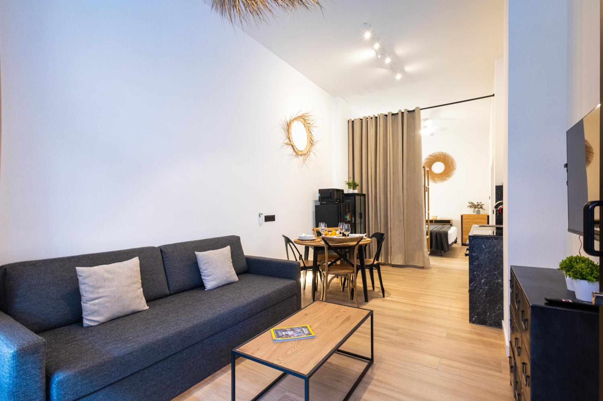 Florit Flats - The Blasco Ibanez Apartments บาเลนเซีย ภายนอก รูปภาพ