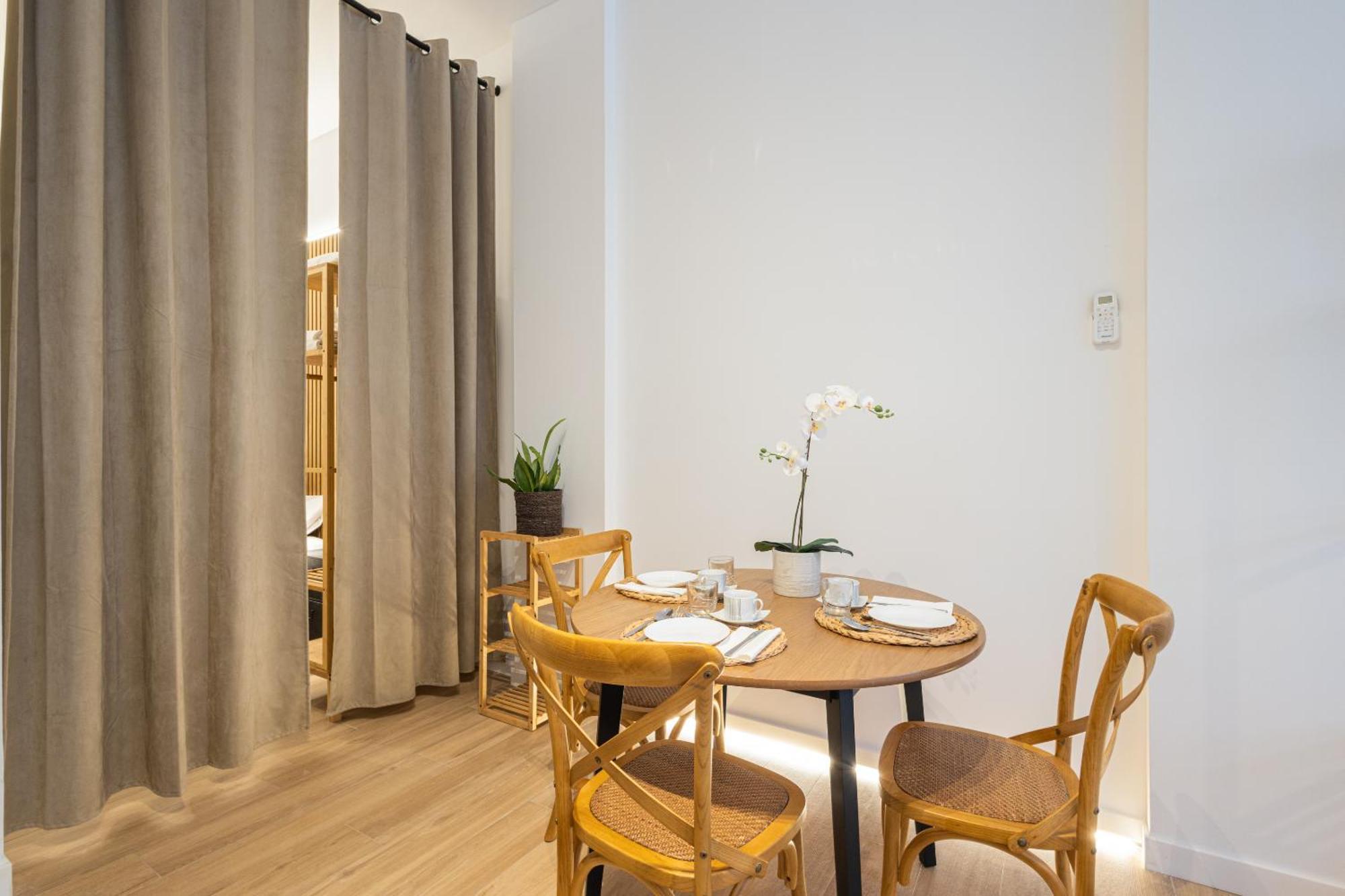 Florit Flats - The Blasco Ibanez Apartments บาเลนเซีย ภายนอก รูปภาพ