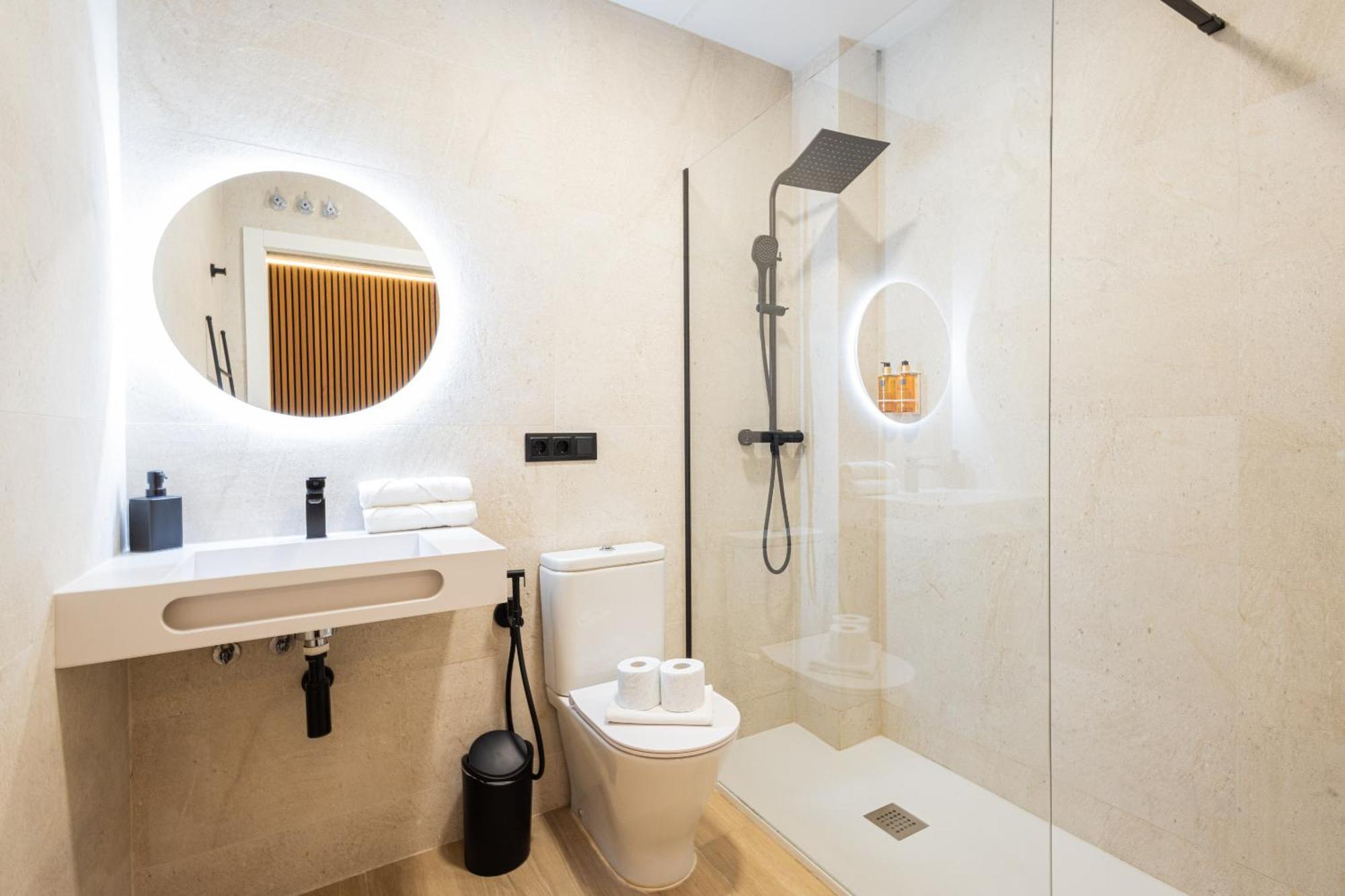 Florit Flats - The Blasco Ibanez Apartments บาเลนเซีย ภายนอก รูปภาพ